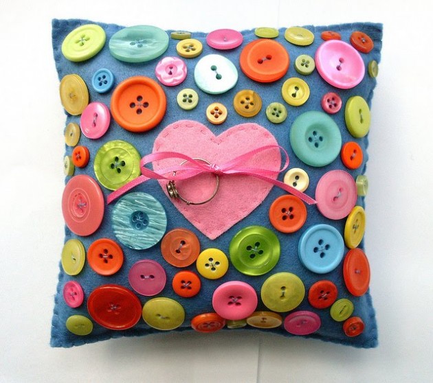 30 Unusual and Fun Pillow Designs