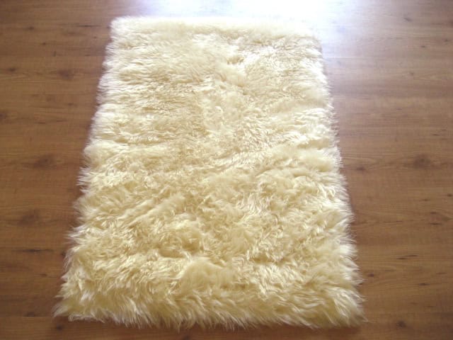 Ivory Sheepskin Rectangle Faux Fur Rug 4