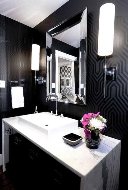 30 Elegant Black & White Colored Bathroom Design Ideas