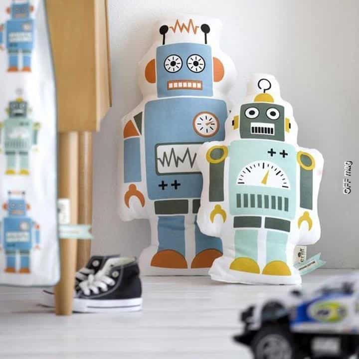 30 Unusual and Fun Pillow Designs 9