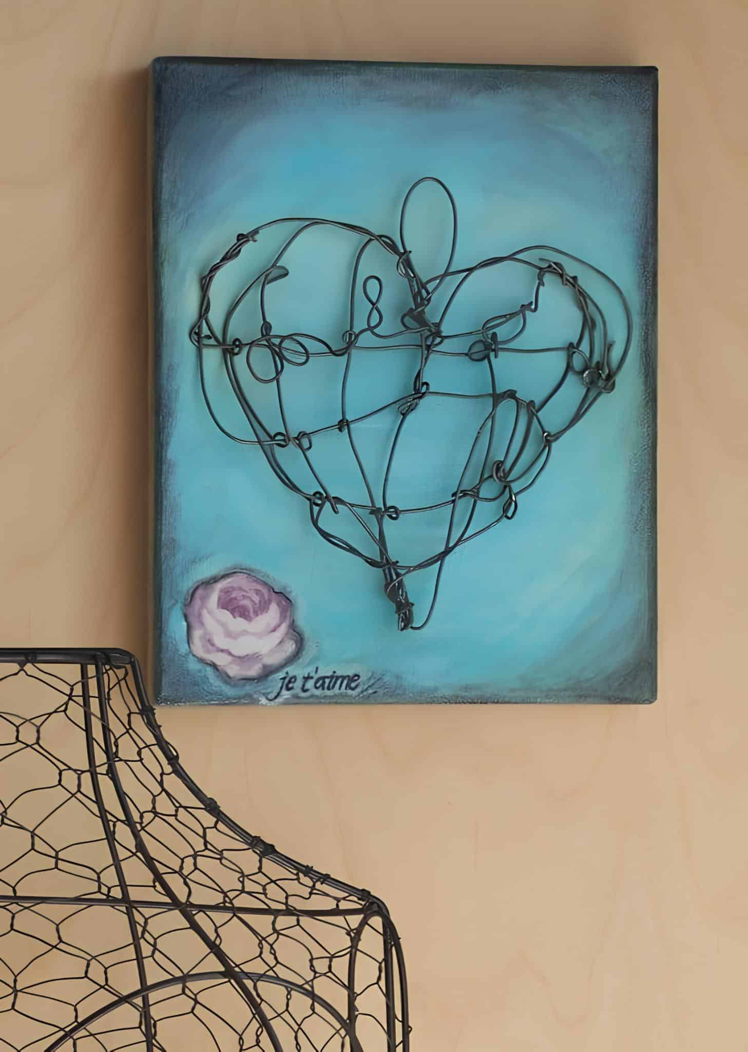 Je Taime Heart Wire Art On Blue Canvas