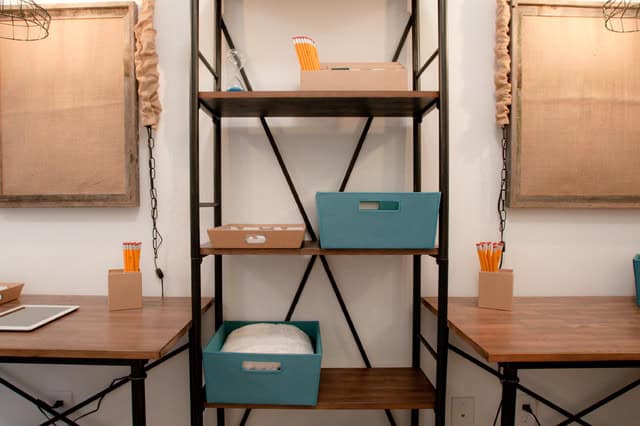 18 Very Cool Industrial Teen Room Design Ideas 11