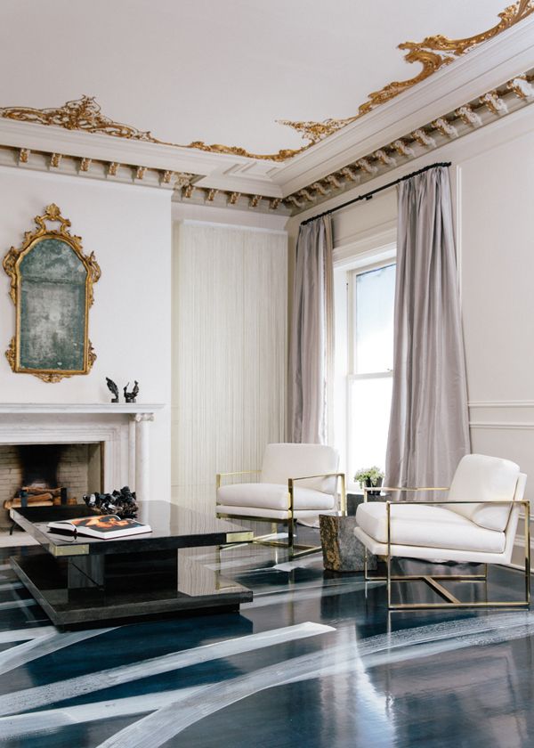 30 Stylish Interior Designs with Mouldings