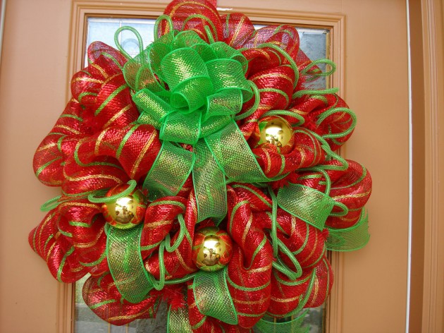 20 Astonishing Handmade Christmas Wreaths (3)