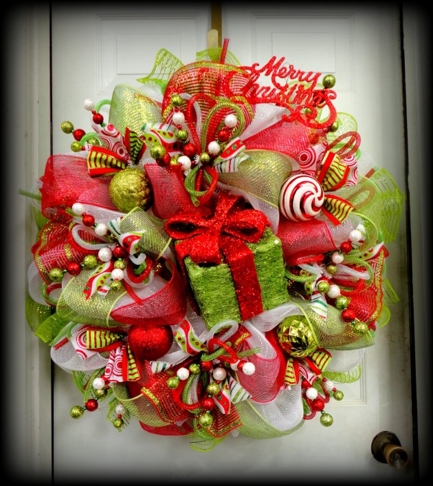 20 Astonishing Handmade Christmas Wreaths (8)