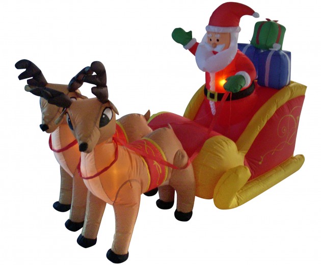 21 Funny Inflatable Christmas Decorations