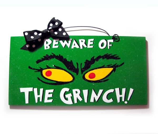 25 Creative Handmade Christmas Sign Decorations