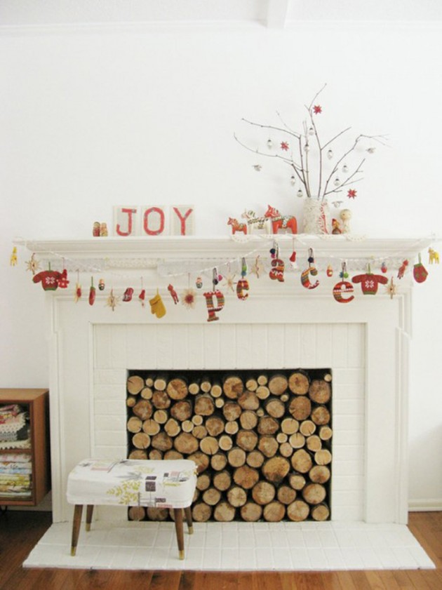 26 Amazing DIY Fireplace Mantel Christmas Makeovers