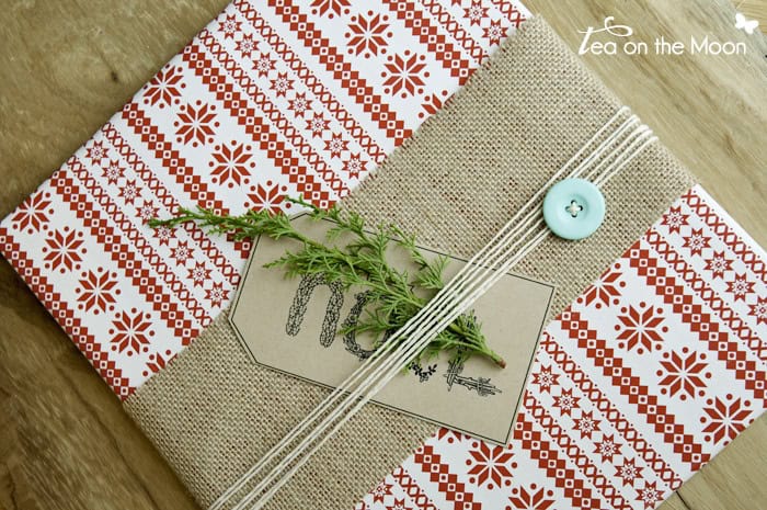 33 Adorable Burlap Christmas Gifts Wrapping Ideas 28