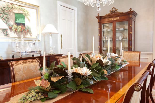 32 Irresistible Christmas Decorating Ideas for Magical Ambience 28