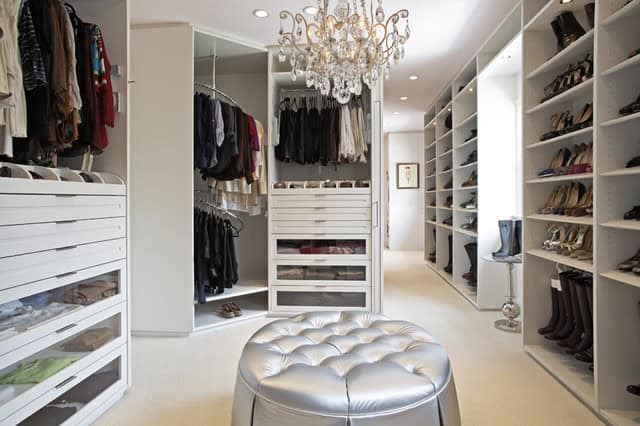 30 Fantastic Walk-In Closet Designs for Your Home Improvement 29