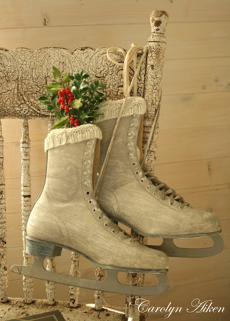 35 Amazing Vintage Ski and Ice Skates Decorations