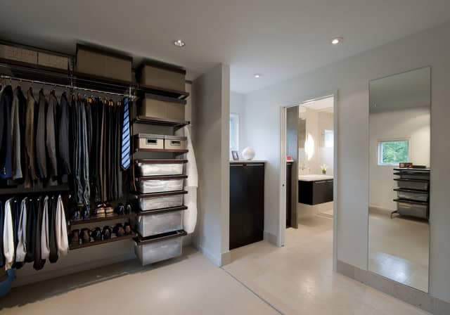30 Fantastic Walk-In Closet Designs for Your Home Improvement 8