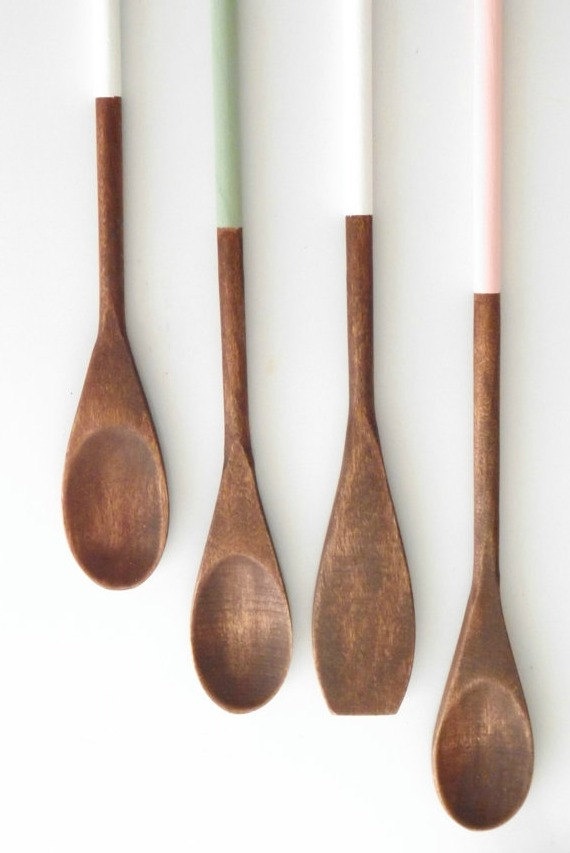 25 Creative DIY Wooden Spoons Crafts
