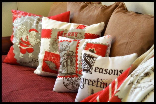 Another Collection of 17 Christmas Pillow Designs (15)