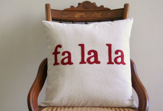 Another Collection of 17 Christmas Pillow Designs