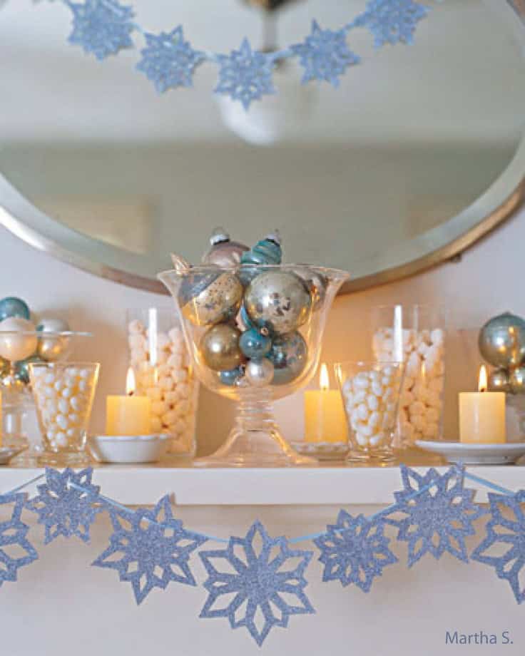 28 Cute DIY Snowflake Ideas 12