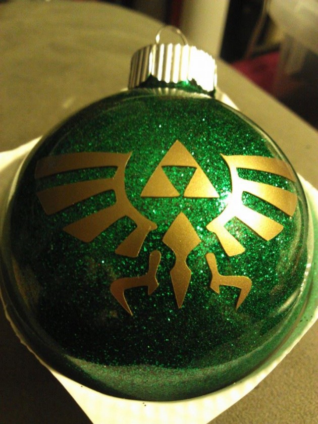 15 Really Cool Christmas Tree Ornaments