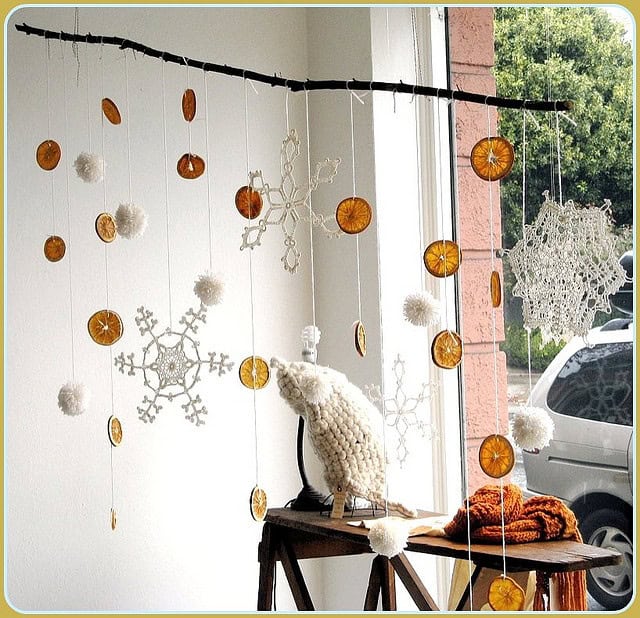 28 Cute DIY Snowflake Ideas 15