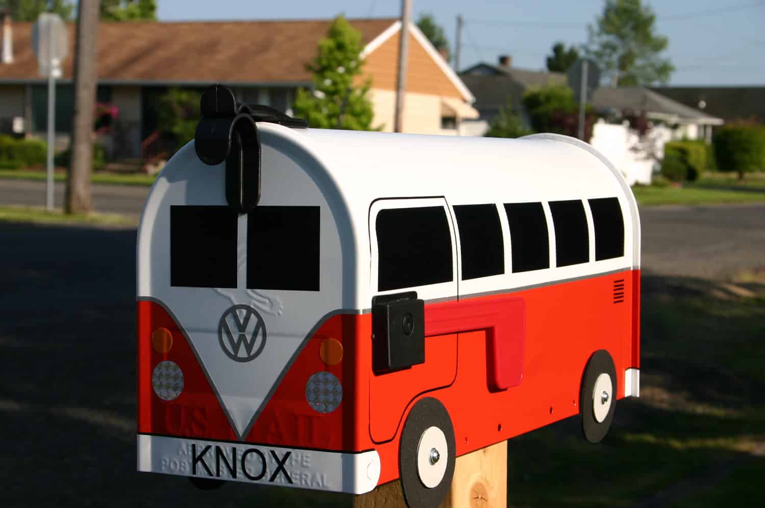 Fire Orange Volkswagen Bus Mailbox 20 Beautiful Handmade Mailbox Designs (1)