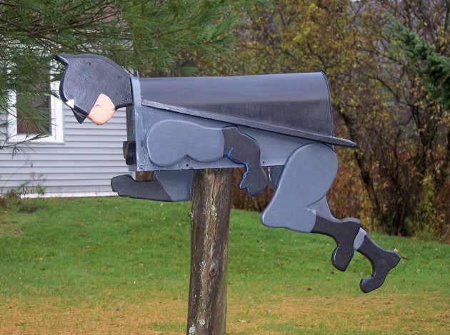 20 Beautiful Handmade Mailbox Designs (5)