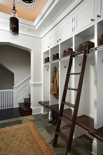 28 Elegant Traditional Entry Design Ideas