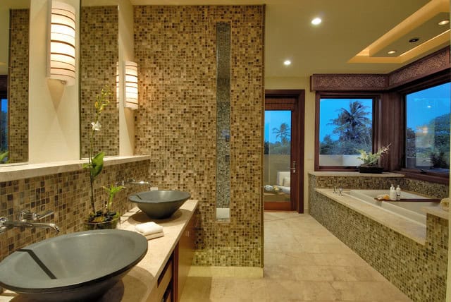 25 Charming Glass Mosaic Tiles Design Ideas For Adorable Bathroom 23