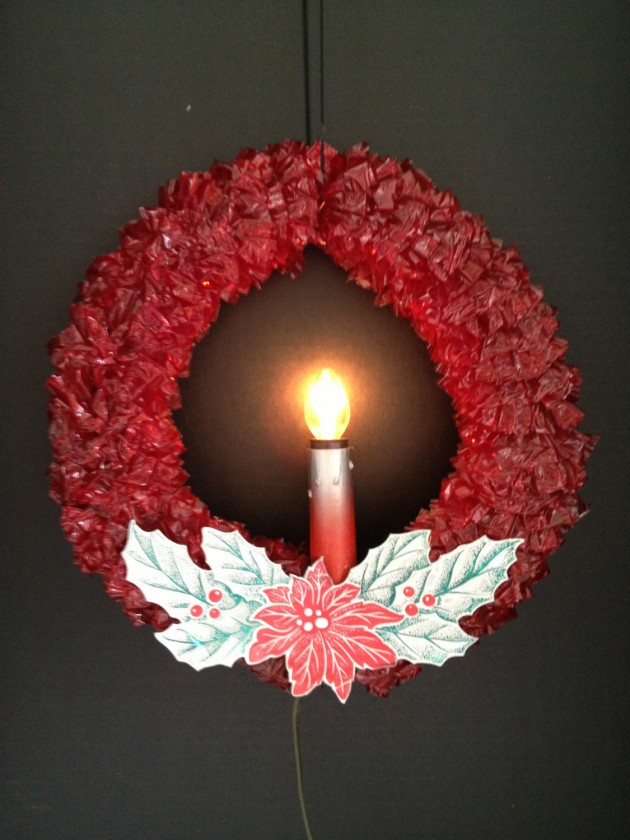 24 Whimsical Handmade Christmas Wreath Ideas (20)