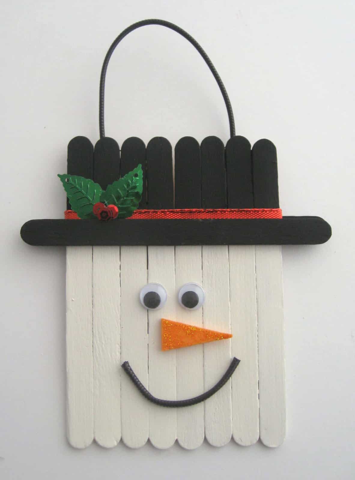 30 Creative and Fun DIY Snowman Decorations 25