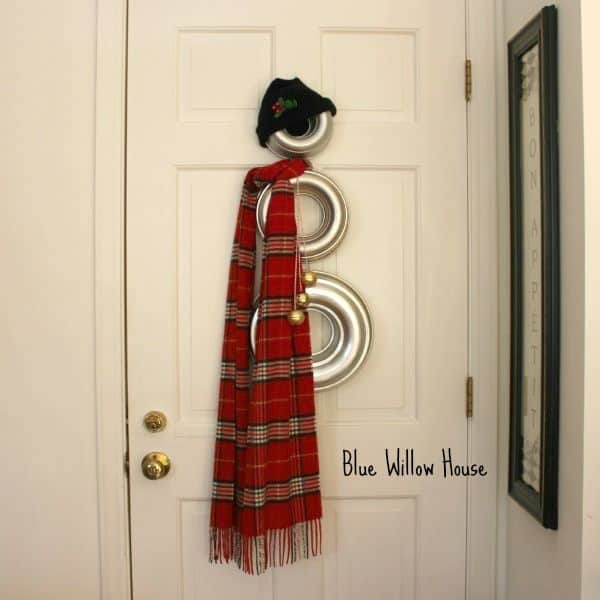 30 Creative and Fun DIY Snowman Decorations 29