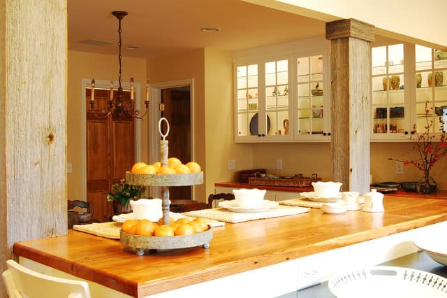 24 Sleek Interior Design Ideas with Wooden Accents 4