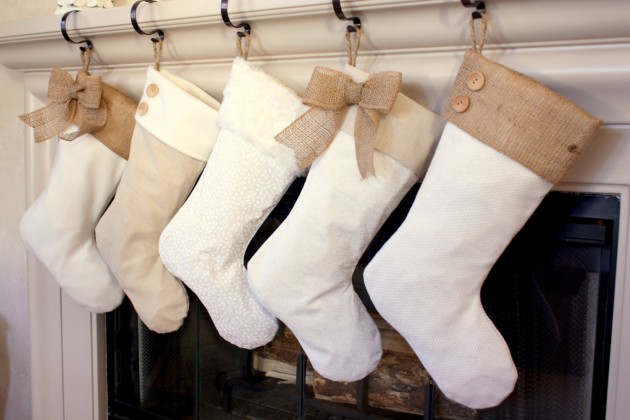 Use Christmas Stockings as Christmas Decorations - 15 Designs (12)