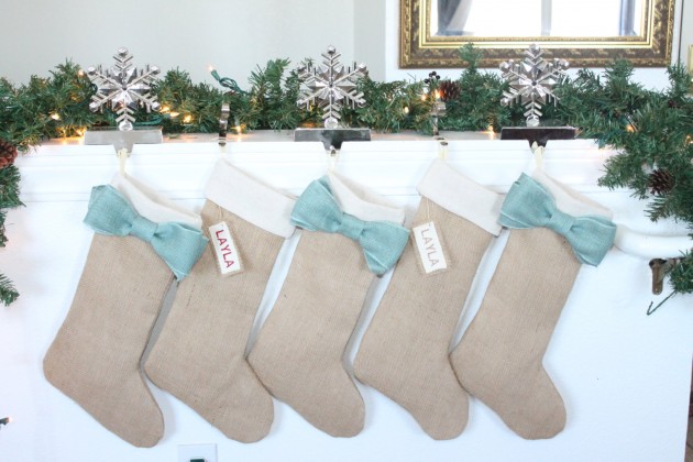 Use Christmas Stockings as Christmas Decorations - 15 Designs (2)