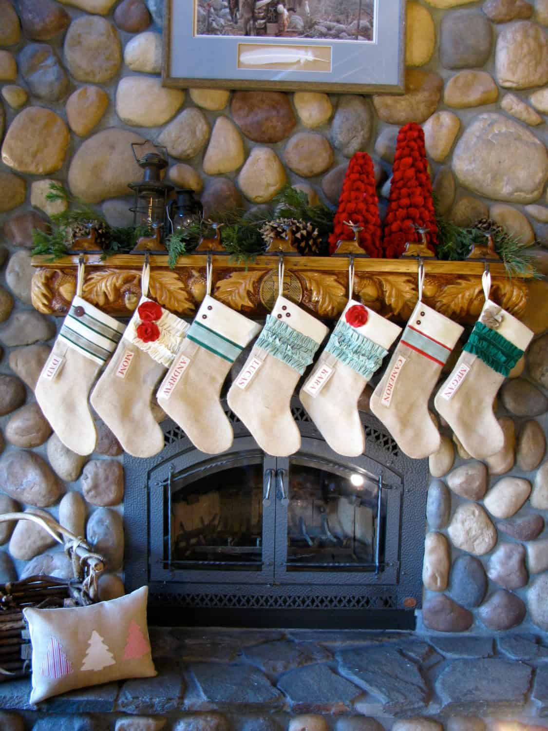 Personalized Christmas Stocking: Green and Red Collection Use Christmas Stockings as Christmas Decorations - 15 Designs (4)