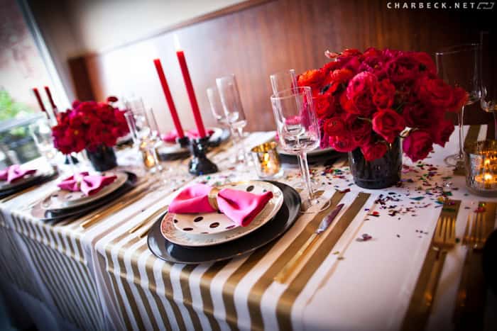 26 Irreplaceable & Romantic DIY Valentine's Day Table Decorations 17