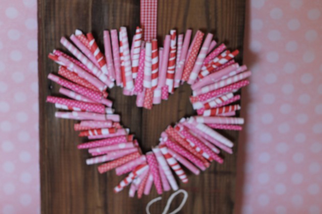 19 Outstanding Handmade Valentine's Wreaths (9)