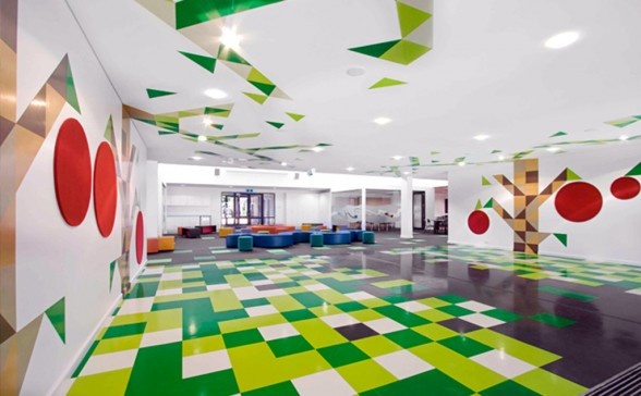 20 Colorful Floor Designs