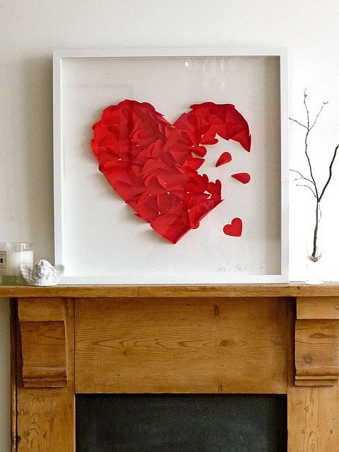 30 Loving DIY Valentine’s Day Wall Art Ideas