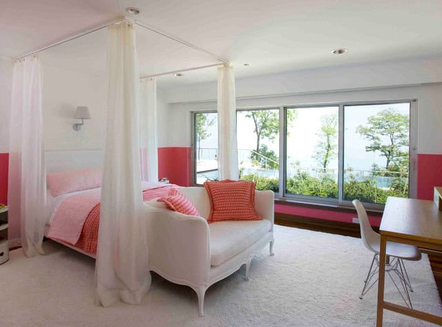 34 Dream Romantic Bedrooms With Canopy Beds 25