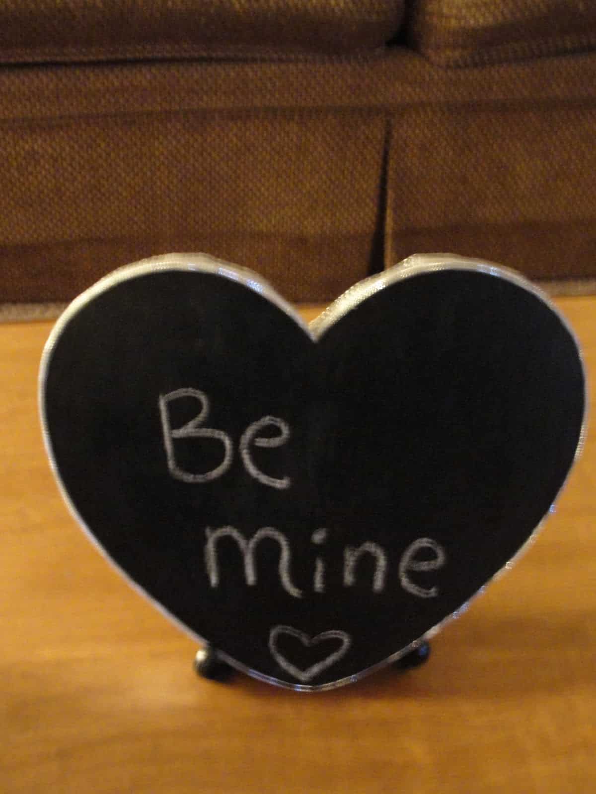 DIY Chalkboard Valentine Craft 29