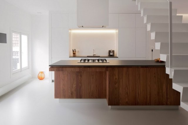 22 Minimalistic Wooden Kitchen Designs 6