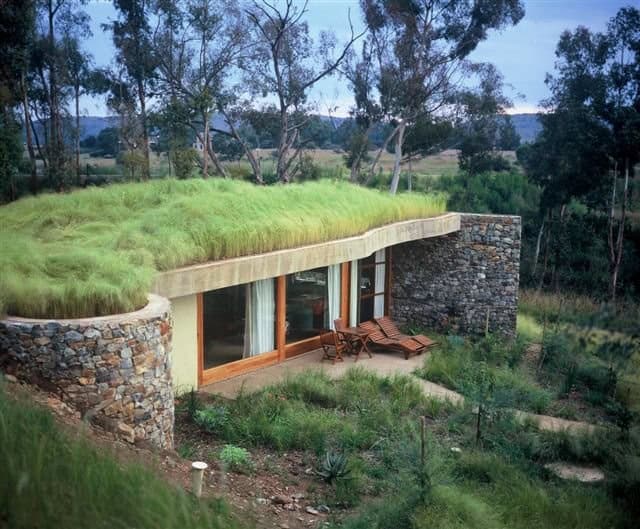 30 Incredible Green Roof Designs 11