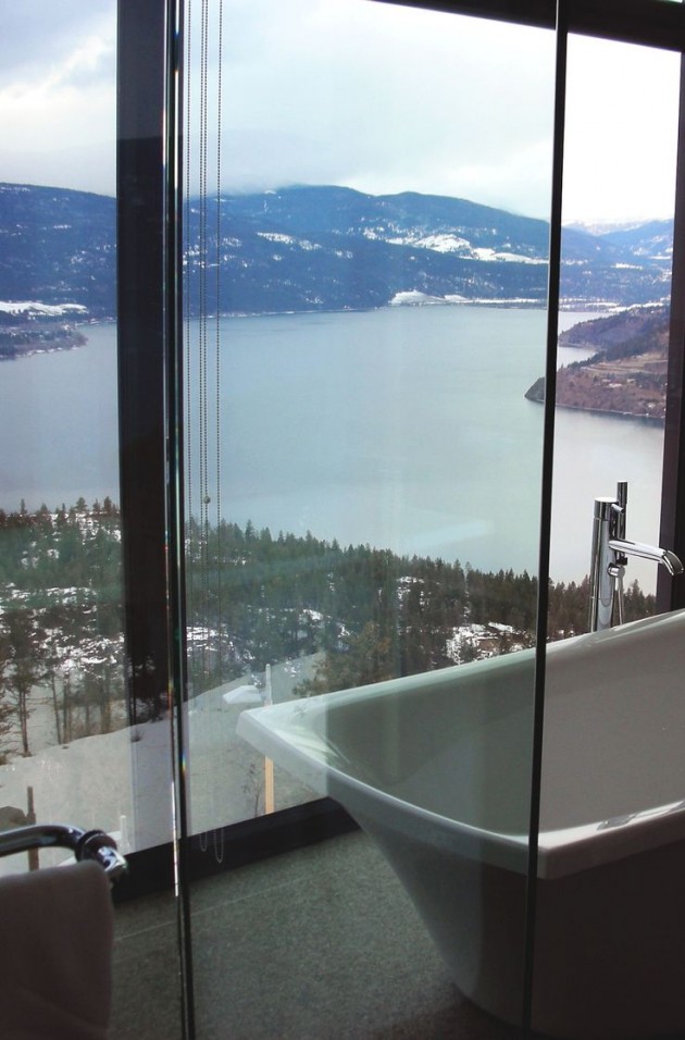 30 Dream Bathrooms with Breathtaking Views