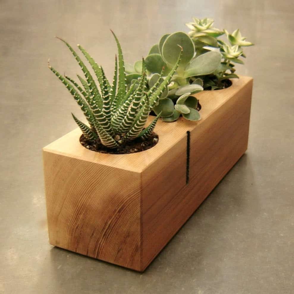 16 Minimalistic Handmade Wooden Planter Designs