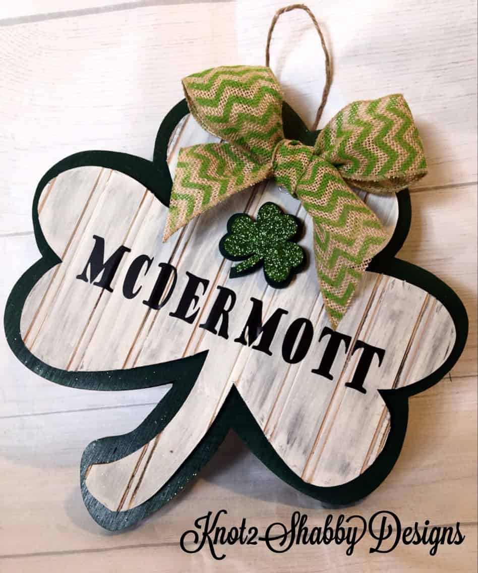 St Patrick’s Day Wreath Buy it here: www.etsy.com