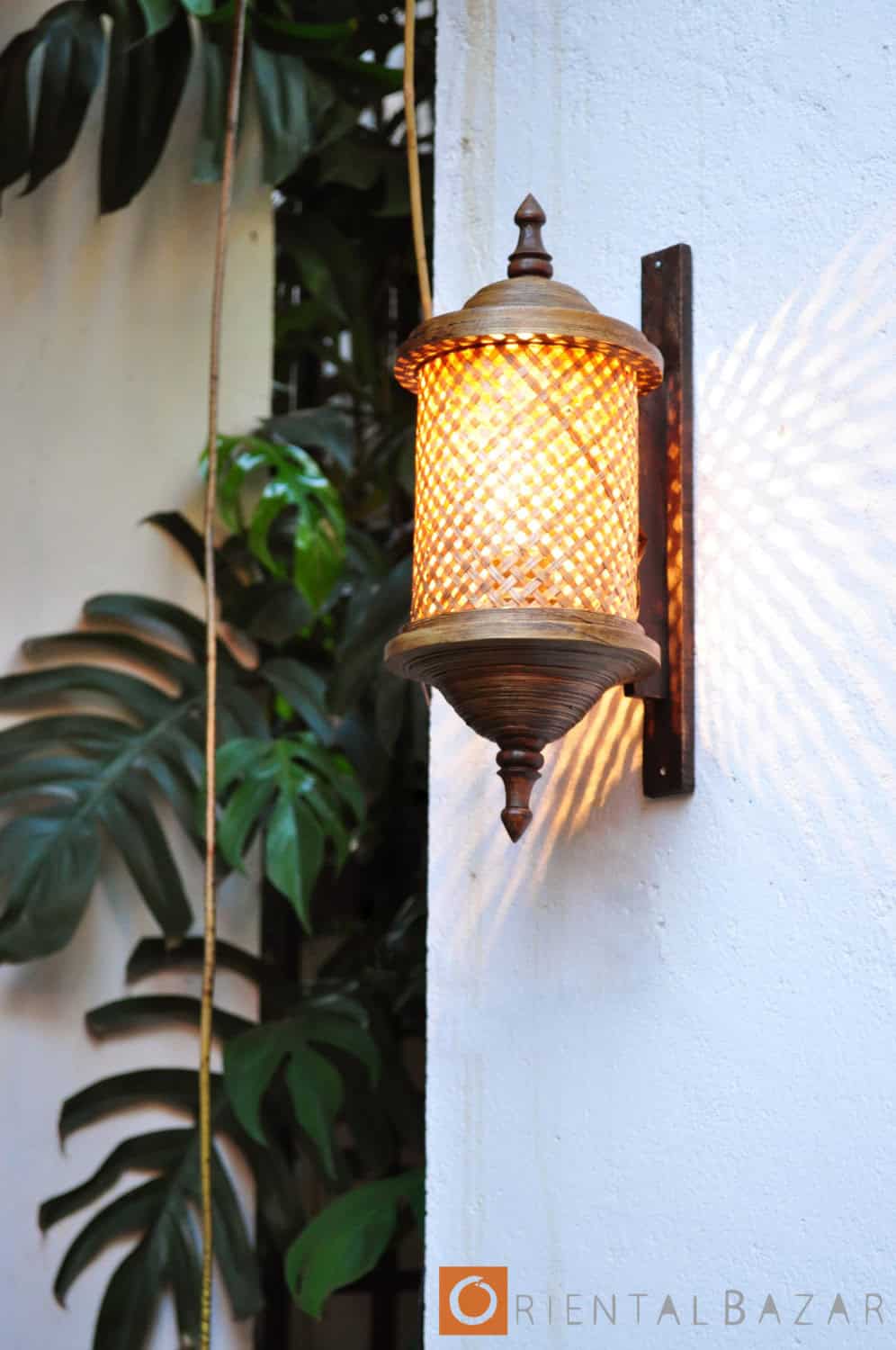 16 Charming Upcycled Outdoor Spring Lighting Ideas