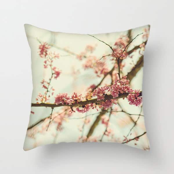 17 Refreshing Handmade Spring Pillow Ideas