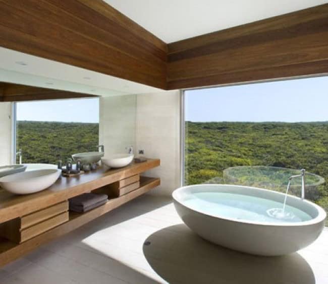 30 Dream Bathrooms with Breathtaking Views 22