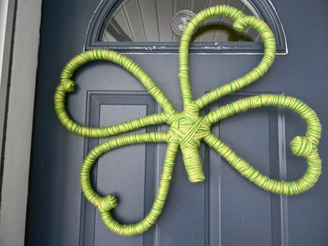 Lucky Noodle Wreath 22