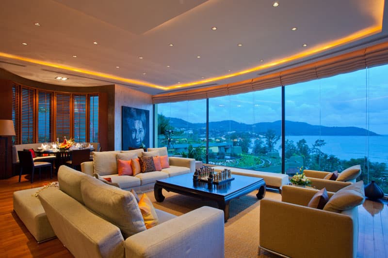 27 Beautiful Living Rooms With Spectacular Views- Surely Will Delight You 23
